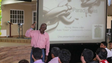 Charlas y Presentaciones